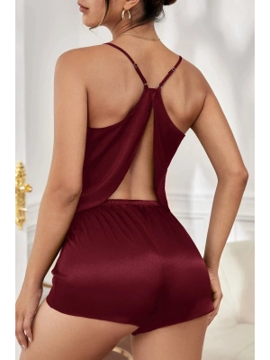 Kadın Bordo Asimetrik Sırt Dekolte Detaylı Şık Şortlu Gecelik Takım