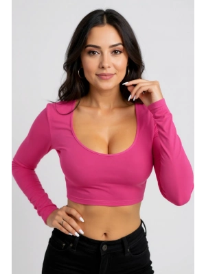 Kadın Fuşya Uzun Kol Kare Yaka Crop Top Bluz – Şık, Rahat ve Kolay Kombinlenebilir