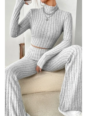 Kadın Gri Çizgili Boğazlı Crop Top ve Yüksek Bel Pantolon Takım