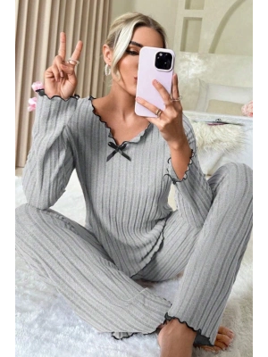 Kadın Gri Çizgili Uzun Kollu Fiyonk Detaylı Pijama Takımı Rahat Mevsimlik