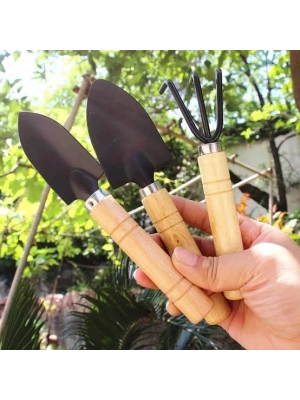 Kadın Gri Kaşkorse Sırt ve Bacak Kısmı Dantel Detaylı Şortlu Gecelik Takım