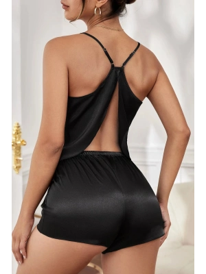 Kadın Siyah Asimetrik Sırt Dekolte Detaylı Şık Şortlu Gecelik Takım