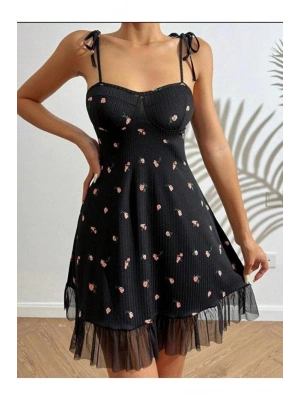 Kadın Siyah Pembe Gül Desenli Askılı Bağlamalı Dantel Detaylı Elbise 5072