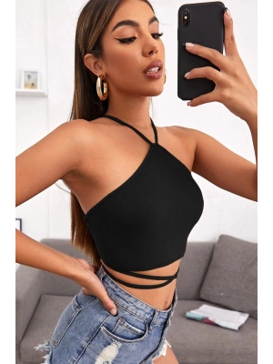 Kadın Siyah Sırtı Açık Boyundan Çapraz Bağlamalı Crop Top Bluz