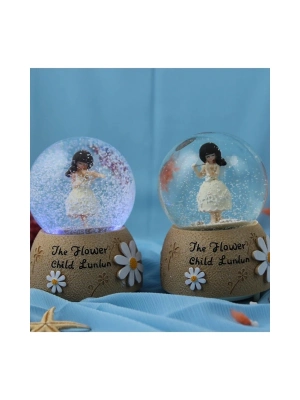 Kemancı Kız Kar Küresi Orta Boy