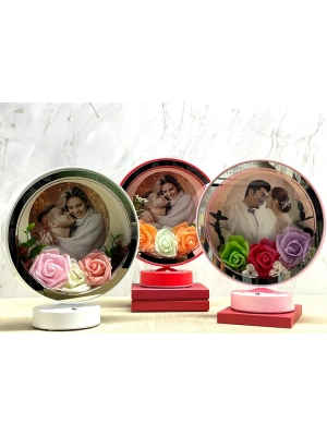 Kişiye Özel Gül Desenli Fotoğraf Alanlı Ledli Çerçeve