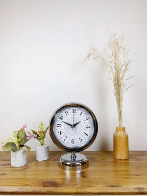 ® Krom Metal Çini Desen Masa Saati 25×20 cm