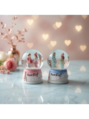 Love Story Mini Kar Küresi - Işıklı - 7x4 cm - Pilli Romantik Hediye