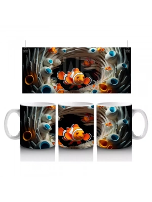 Mercan Mağarasında Yüzen Çift Palyaço Balığı – Baskılı Kahve Kupası