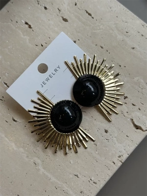 Mineli Güneş Küpe - Siyah