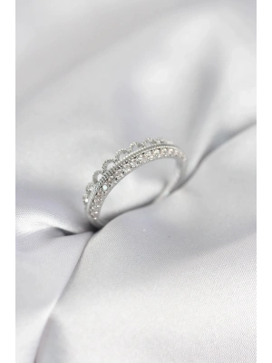 ® Motif Desenli Gümüş Renk Zirkon Taşlı Kadın Yüzük