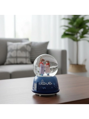 ® Pilli Işıklı Müzikli Kar Küresi–El Ele Sevgili Figürlü Eğlenceli Masaüstü Biblo, LED Aydınlatmalı Dekoratif Hediyelik Kar Küresi
