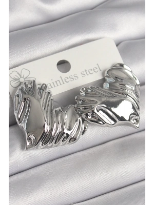 Pirinç Gümüş Renk İşlemeli Kalp Model Kadın Küpe