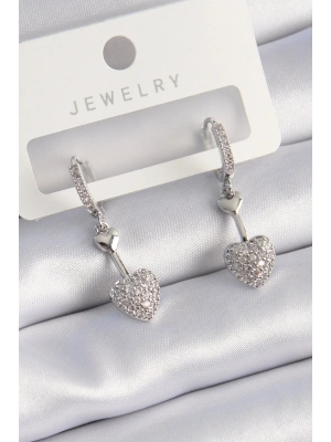 ® Pirinç Gümüş Renk Zirkon Taşlı Sallantı Kalp Model Kadın Küpe