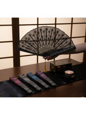 Plastik Pullu Yelpaze Siyah Renk