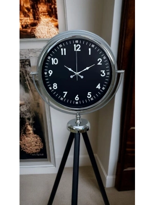 ® Prestige Krom Tripod Ayaklı Saat