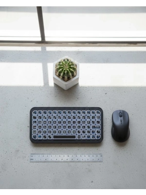 ® RGB Işıklı Kablosuz Mini Klavye 10 mm İnce Gövde