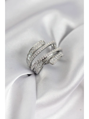 ® Sarmal Zirkon Baget Taşlı Gümüş Renk Kadın Yüzük