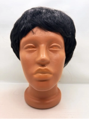 Siyah Renk Kısa Kesim İçi Astarlı Erkek Peruğu