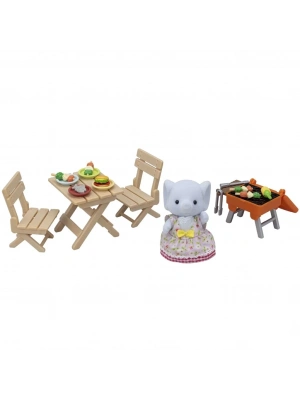 Sylvanian Families Barbekü Piknik Fil Kız 5640