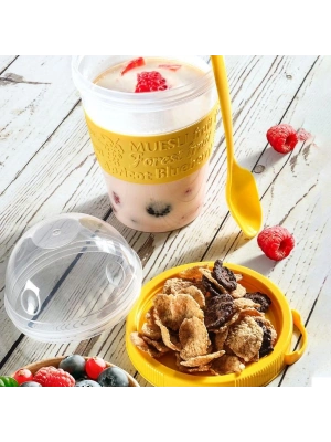 ®  Taken Go Kapaklı Kaşıklı Pratik Taşınabilir Meyveli Yoğurt Kabı