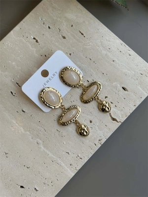 Taşlı Küpe - Krem