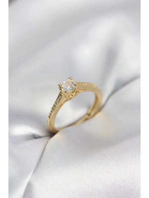 ® Tek Taş Gold Renk Zirkon Taşlı Model Kadın Yüzük