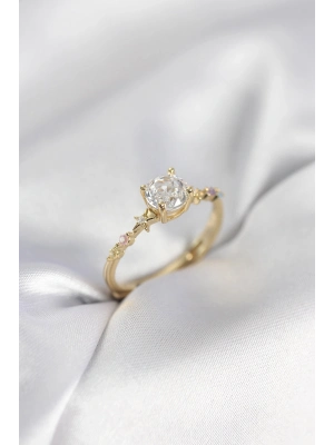 ® Tek Taş Model Zirkon Taşlı Gold Renk Kadın Yüzük