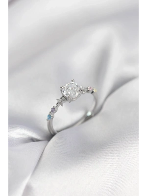 ® Tek Taş Model Zirkon Taşlı Gümüş Renk Kadın Yüzük