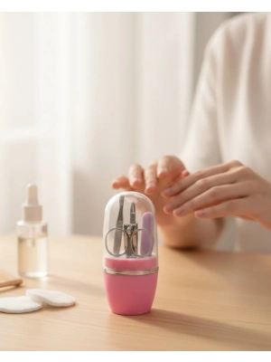 ® Tırnak Bakım Manikür Pedikür Seti 4 Parça Pembe Ev ve Seyahat Uyumlu