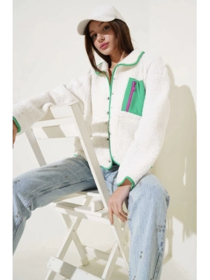 Yeşil fermuar cepli kuzu mont beyaz t1085