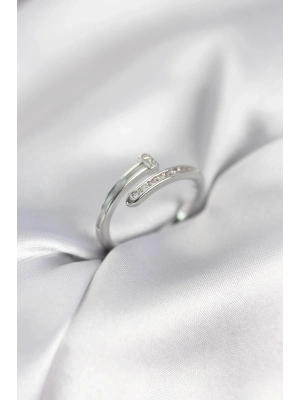 ® Zirkon Taşlı Gümüş Renk Yassı Çivi Model Kadın Yüzük