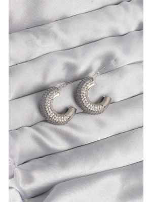 ® Pirinç Gümüş Renk Zirkon Taşlı Yarım Halka Küpe