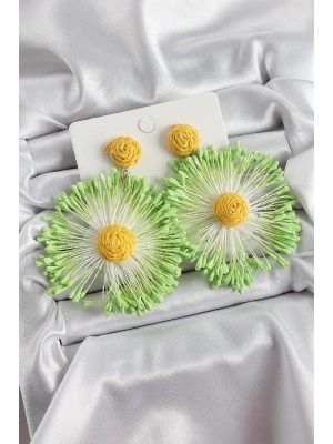 ® Yeşil Püsküllü Papatya Figürlü Hasır Örgü Model Gold Renk Kadın Küpe