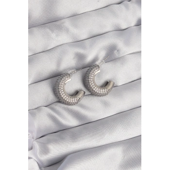 ÇOK SATAN BFS Pirinç Gümüş Renk Zirkon Taşlı Yarım Halka Küpe