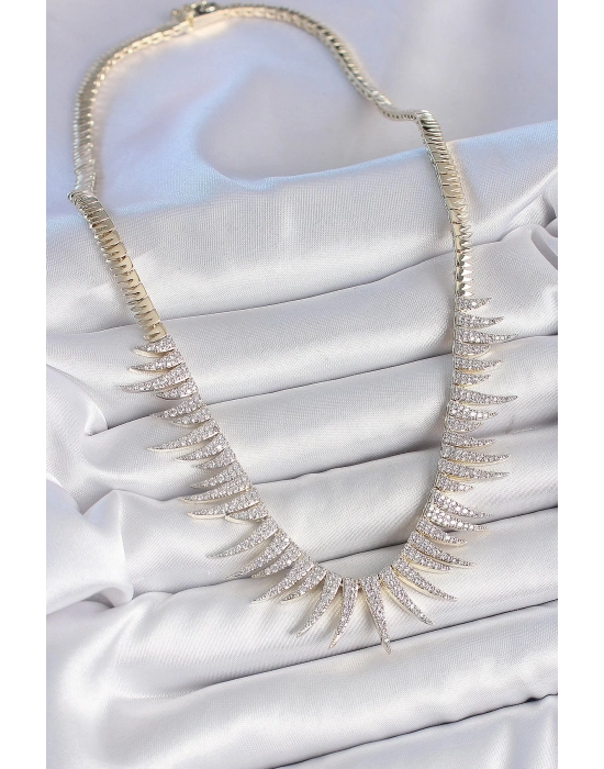 ® Pirinç Gold Renk Zirkon Taşlı Sivri Model VIP Seri Kadın Kolye