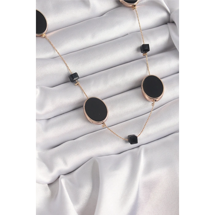 ÇOK SATAN BFS Pirinç Gold Renk Siyah Renk Oval Siyah Küp Detay Kadın Kolye