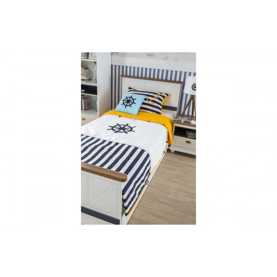 Admiral Genç Odası