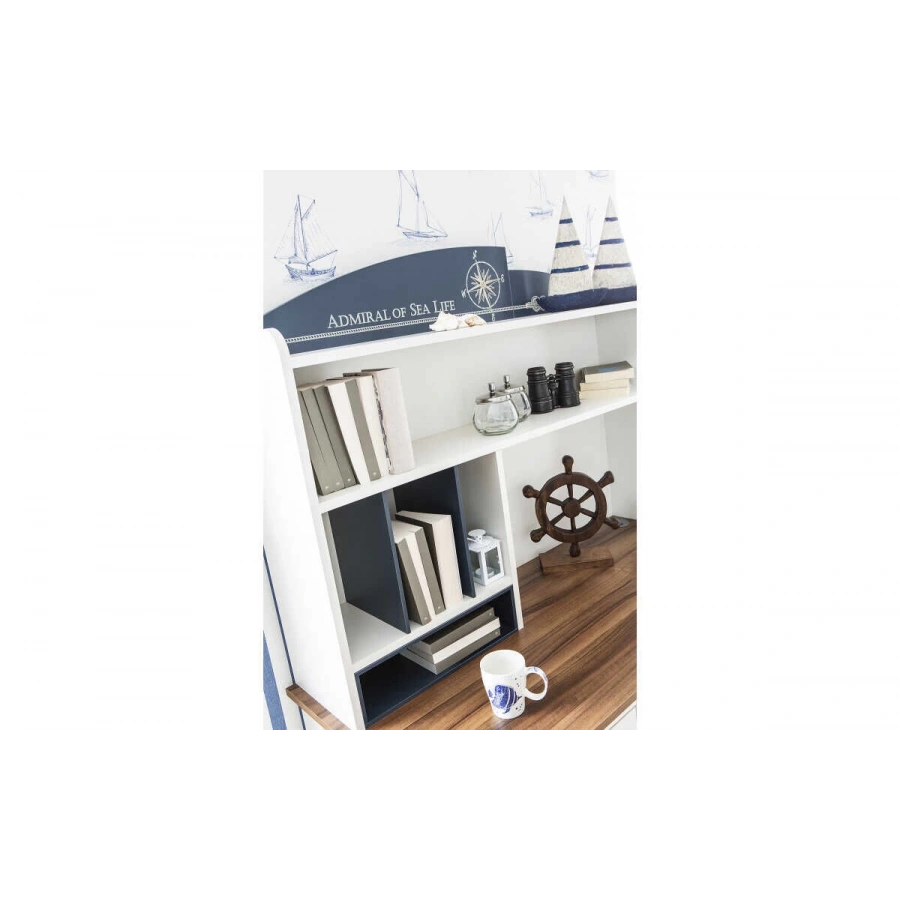 Admiral Genç Odası