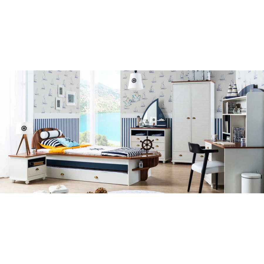 Admiral Genç Odası