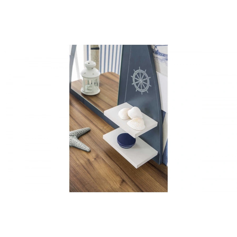 Admiral Genç Odası