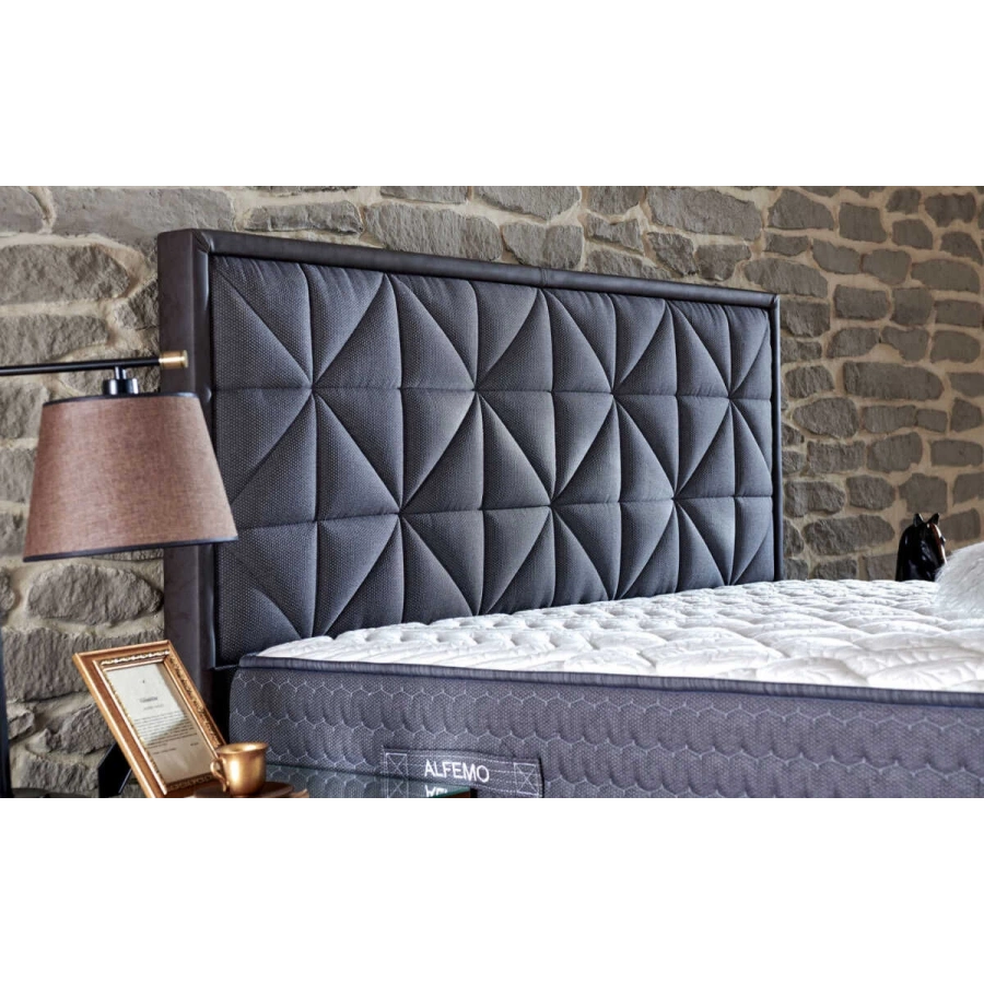 Minerva 100lük Başlık