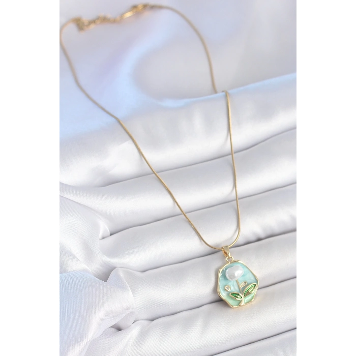 HEYF 316L Çelik Gold Renk Zincir Mavi Çiçek İşlemeli İnci İşlemeli Portre Model Kadın Kolye