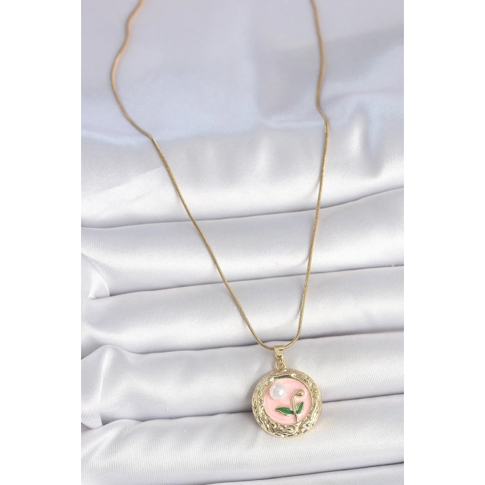 HEYF 316L Çelik Gold Renk Zincir Pembe Çiçek İşlemeli inci Detay Portre Model Kadın Kolye