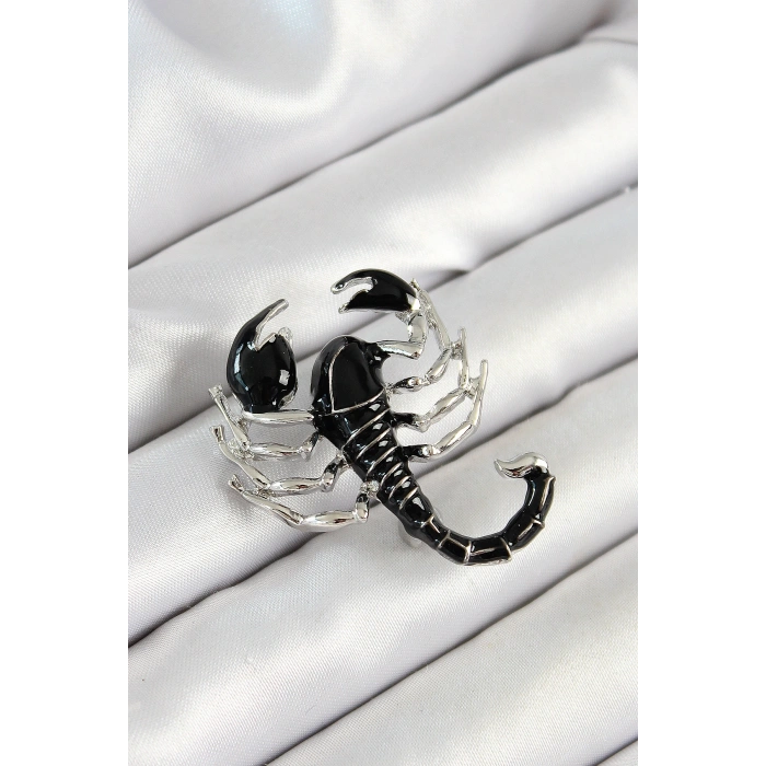 HEYF 3D Siyah Akrep Figürlü Gümüş Renk Kadın Broş