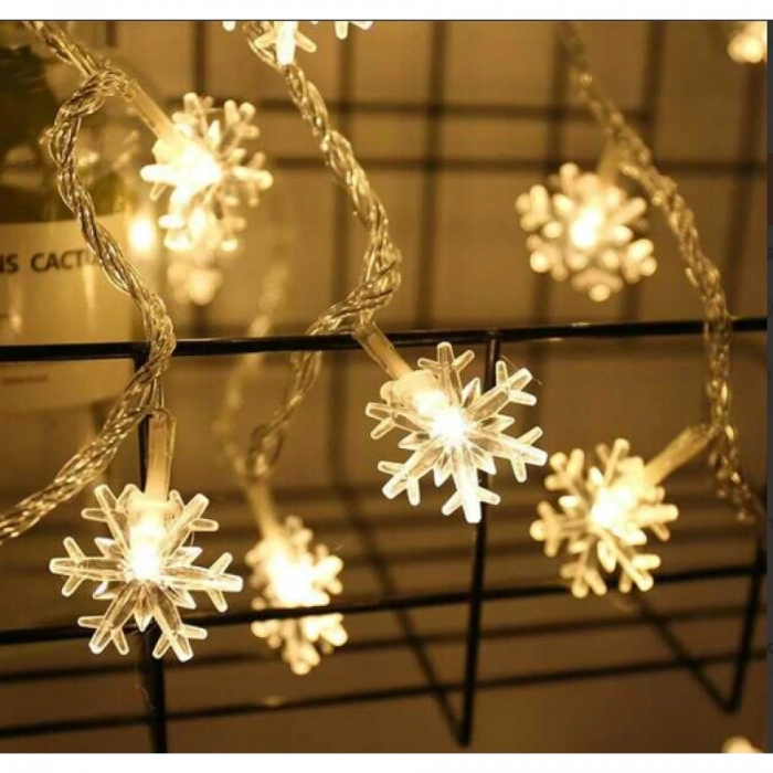 HEYF Kar Tanesi 5m 28 Led Gün Işığı Kar Tanesi:4cm Pilli 2 Kademeli