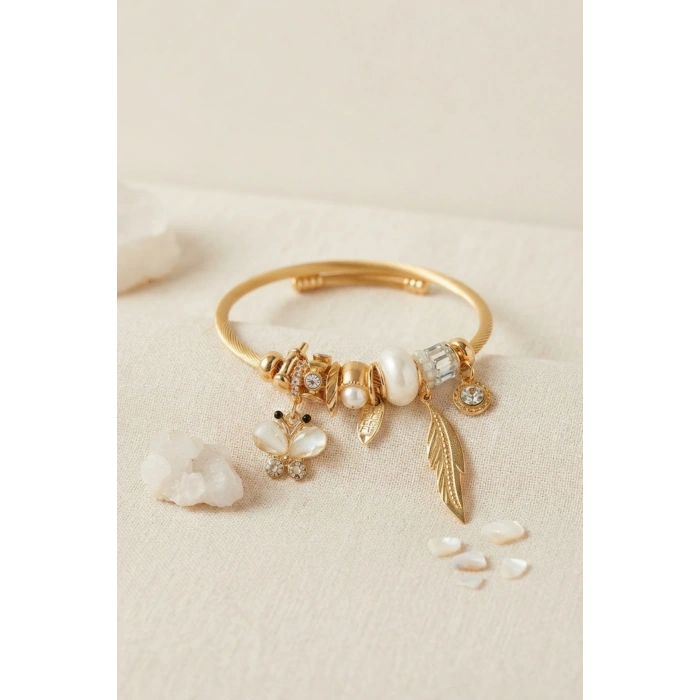 HEYF Kelebek Model Gold Renk Beyaz Charmlı Bileklik
