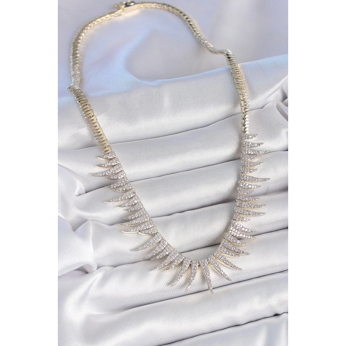 HEYF Pirinç Gold Renk Zirkon Taşlı Sivri Model VIP Seri Kadın Kolye