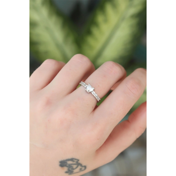 HEYF Pirinç Gümüş Renk Ayarlanabilir Zirkon Taşlı Minimal Kalp Yüzük