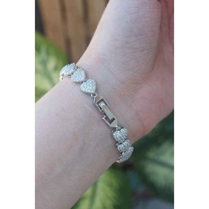 HEYF Vip Seri Pirinç Zirkon Taşlı Gümüş Renk Kalp Model Bileklik